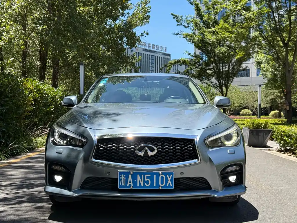 Infiniti Q50L 2015 2.0T Enjoy