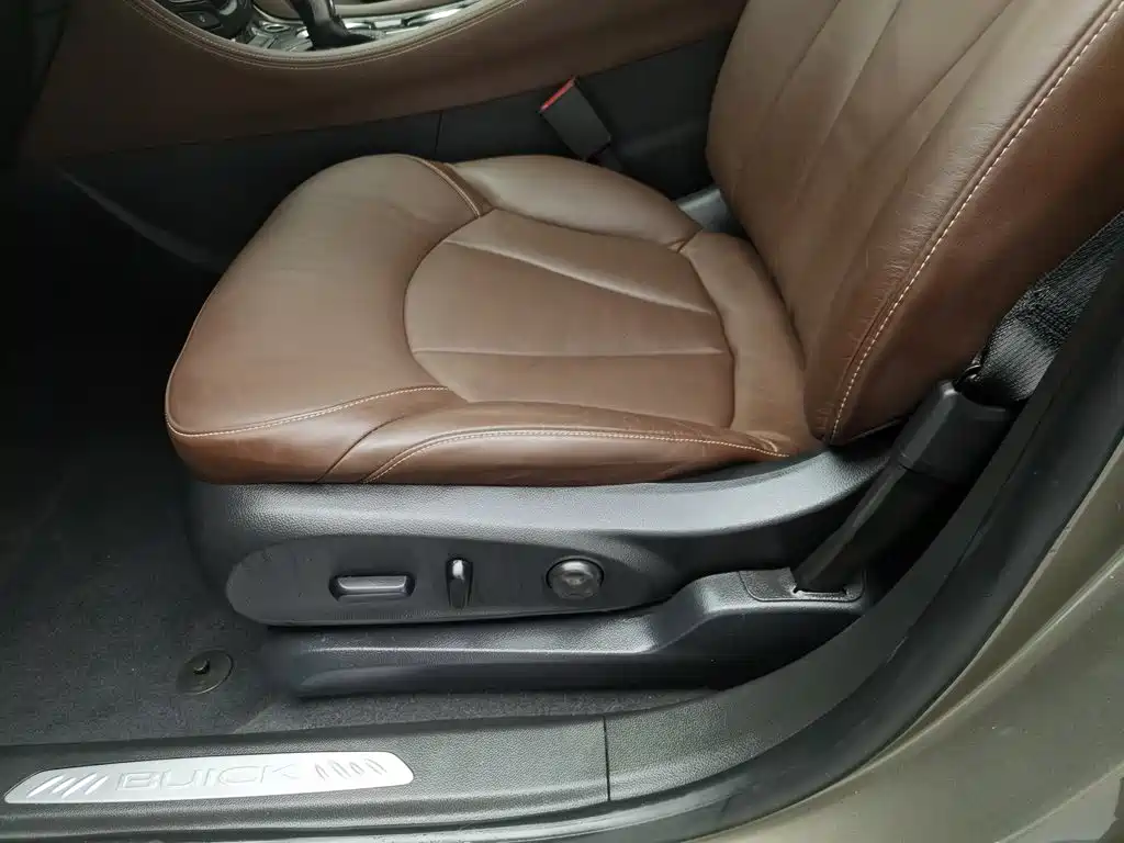 Buick Envision Plus — миниатюра 20