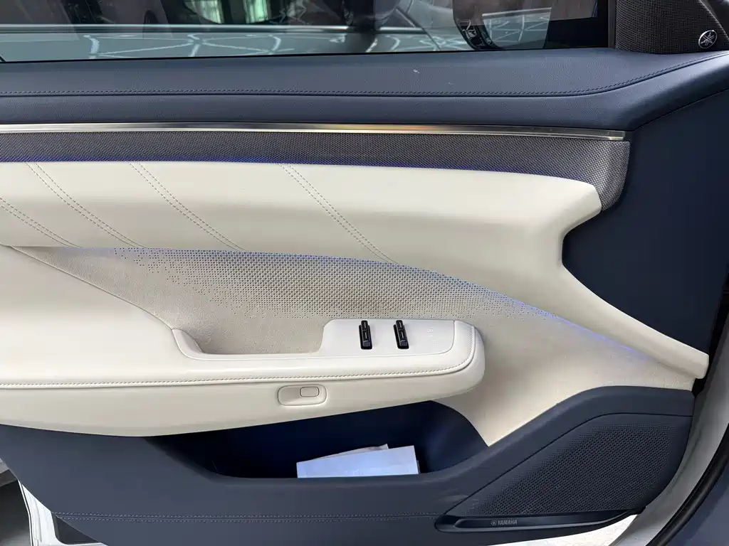 ZEEKR EXTREME KRYPTON 001