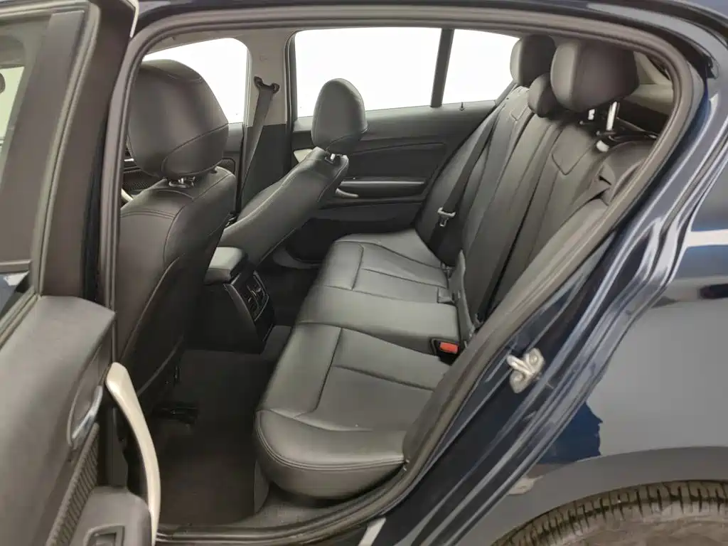 BMW 1 Series (Import) — миниатюра 15