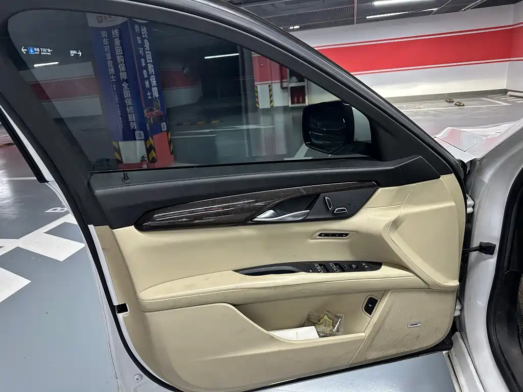 Cadillac CT6 — миниатюра 8