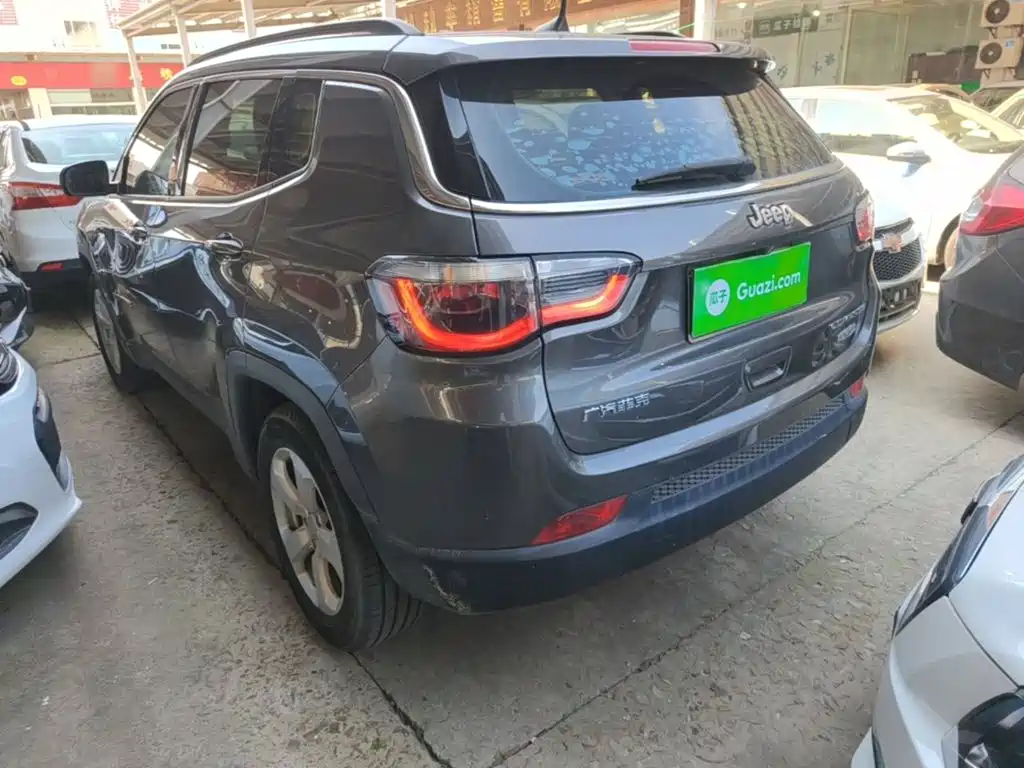Jeep Compass — миниатюра 5