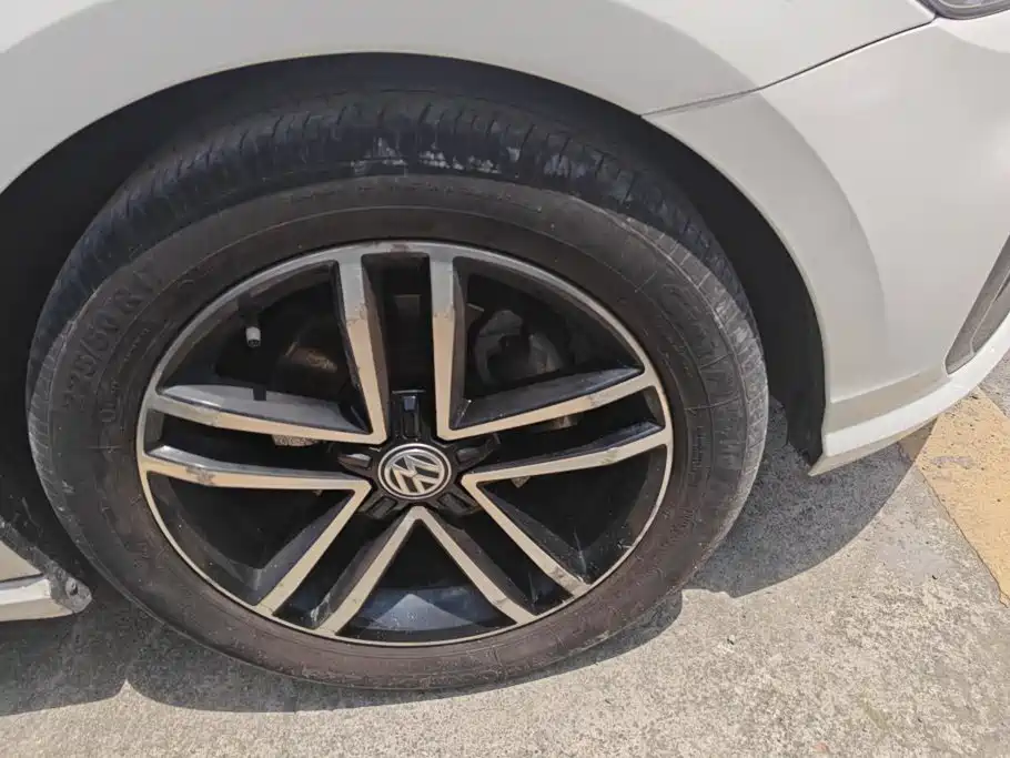 Volkswagen Lamando 2019 280TSI DSG Comfort V