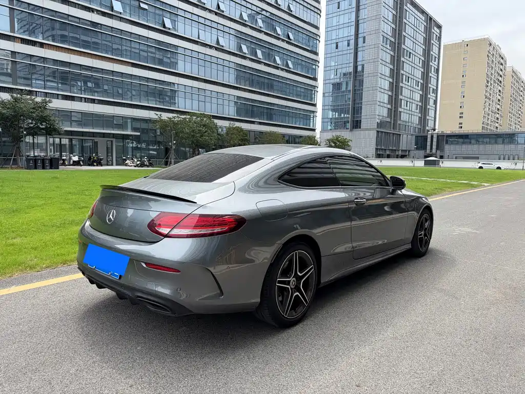 Mercedes-Benz C-Class (Import) — миниатюра 4