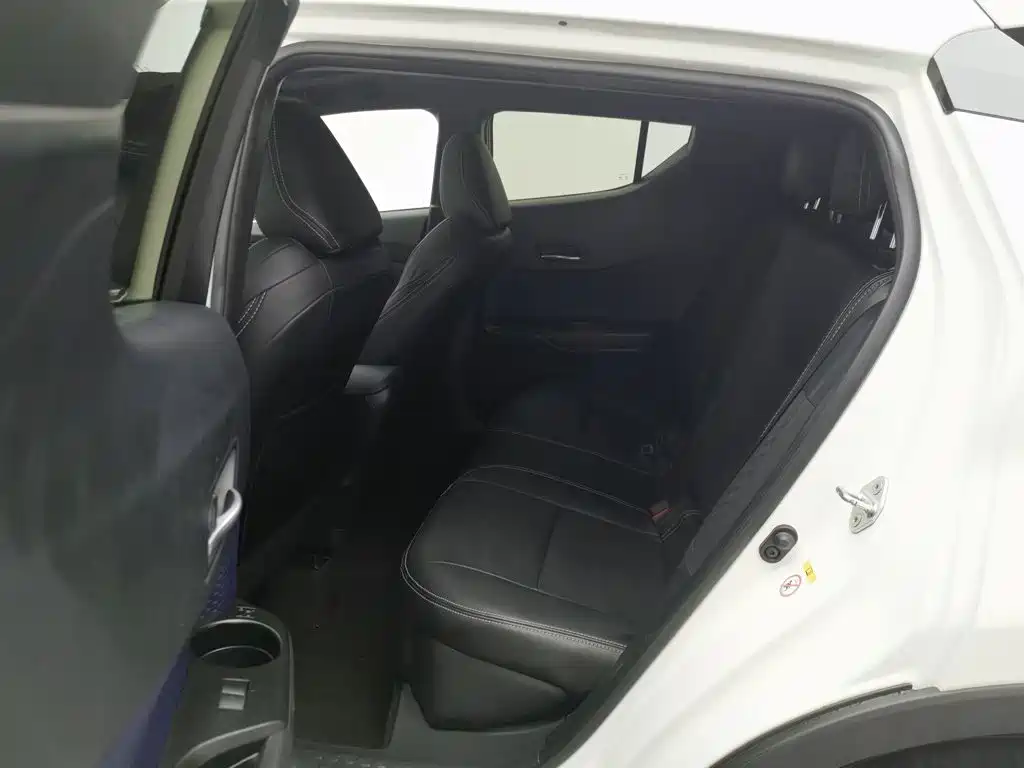 Toyota C-HR — миниатюра 15
