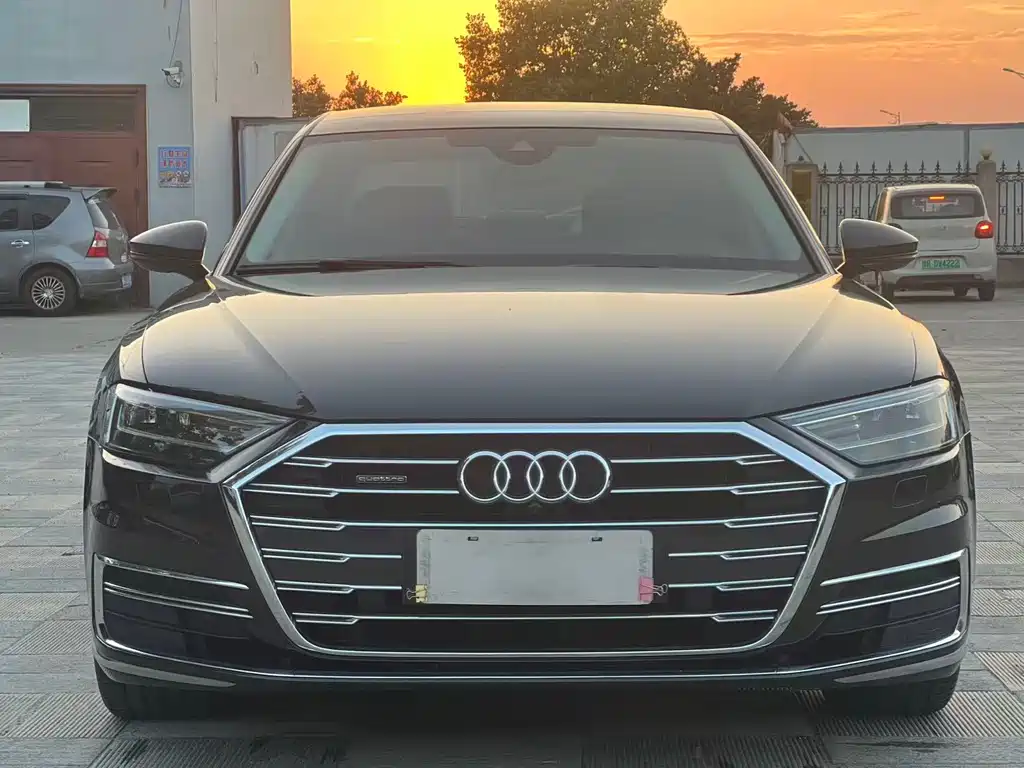 Audi A8 — миниатюра 2