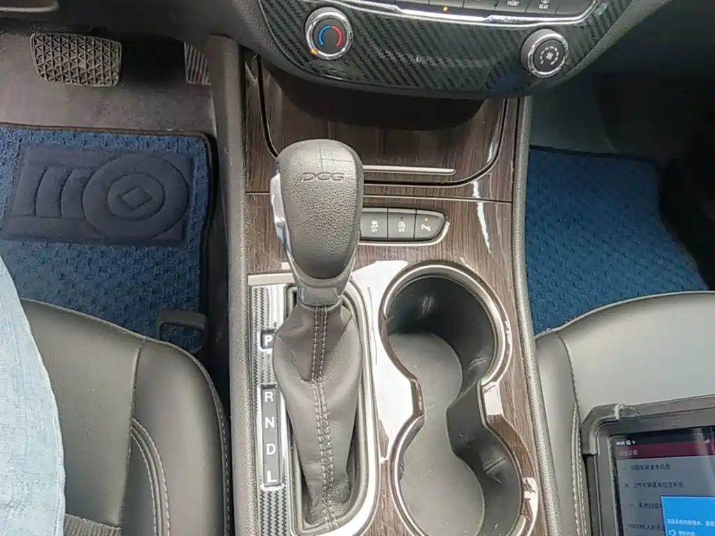 Buick Verano — миниатюра 14