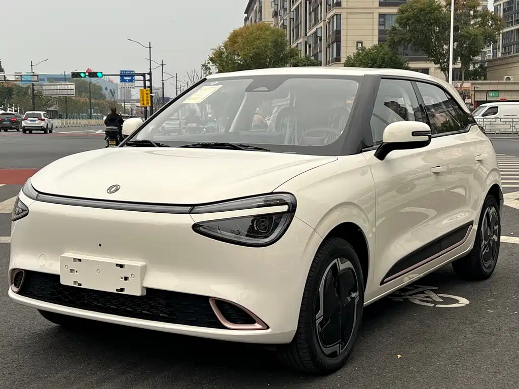 eπ Nano 01