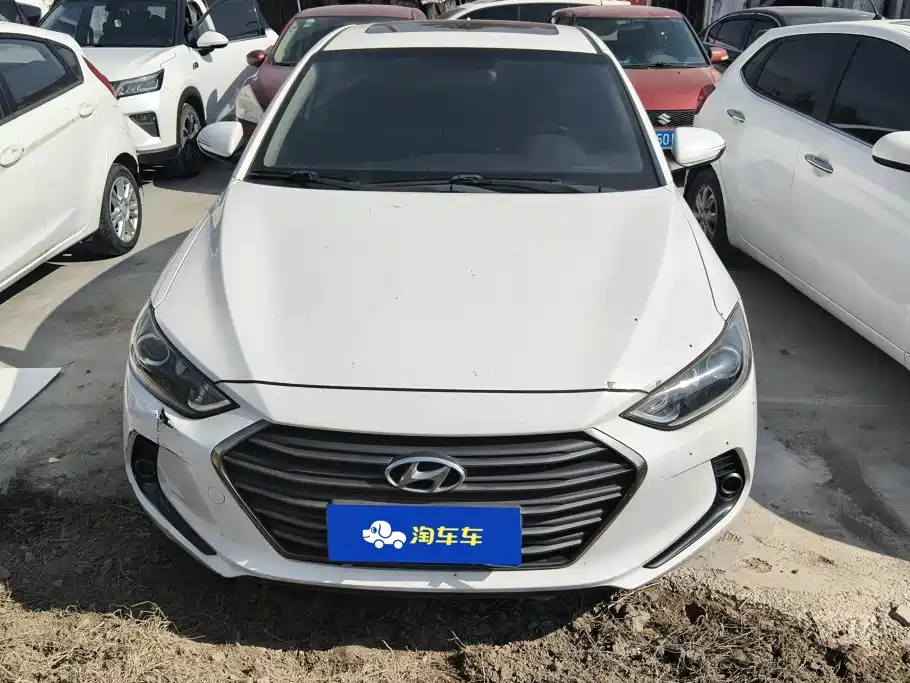 Hyundai Elantra — миниатюра 2