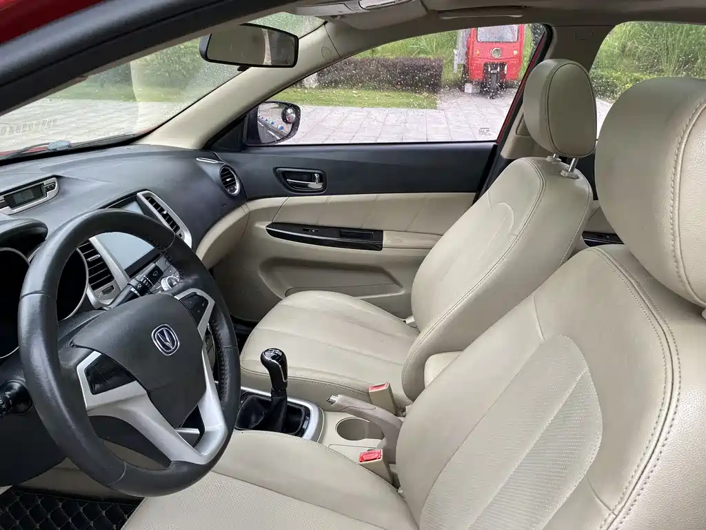 Changan Eado 2014 1.6L MT Luxury