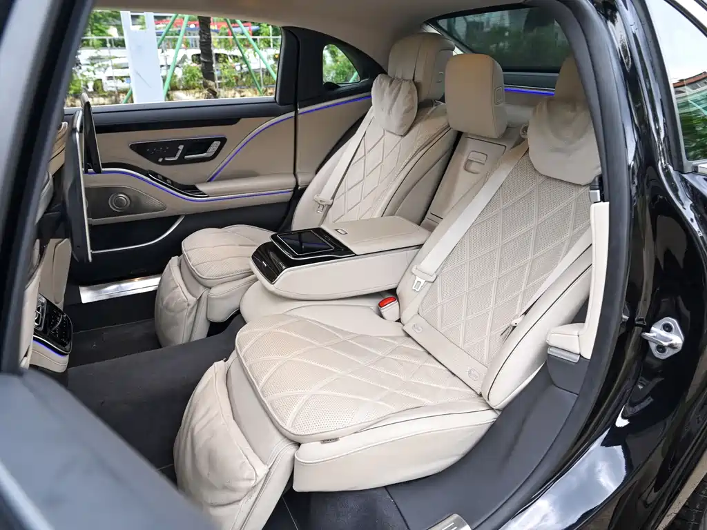 Mercedes-Benz S-Class — миниатюра 15