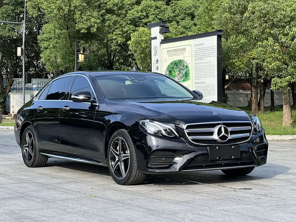 Mercedes-Benz E-Class — миниатюра 3