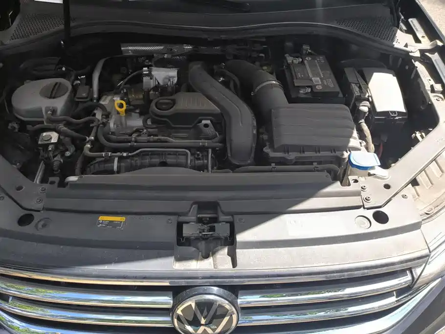 Volkswagen Tiguan L L 2023 300TSI AT Smart