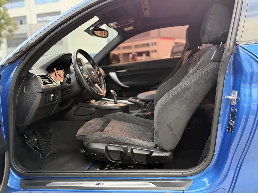 BMW 2 Series (Import) — миниатюра 9