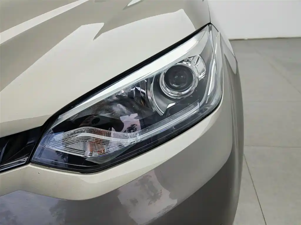 MG GS 2016 1.5TGI TST Luxury