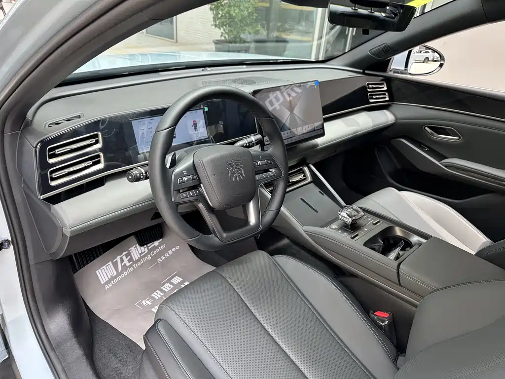 BYD Qin L L 2025 DM-i Smart Drive 80KM Lead