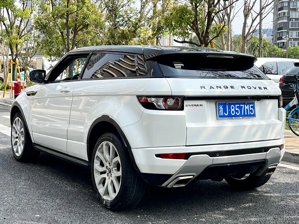 Land Rover Range Rover Evoque 2013 2.0T 3