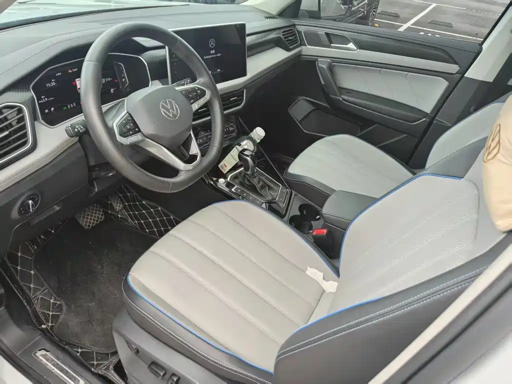 Volkswagen 探岳 GTE — миниатюра 9