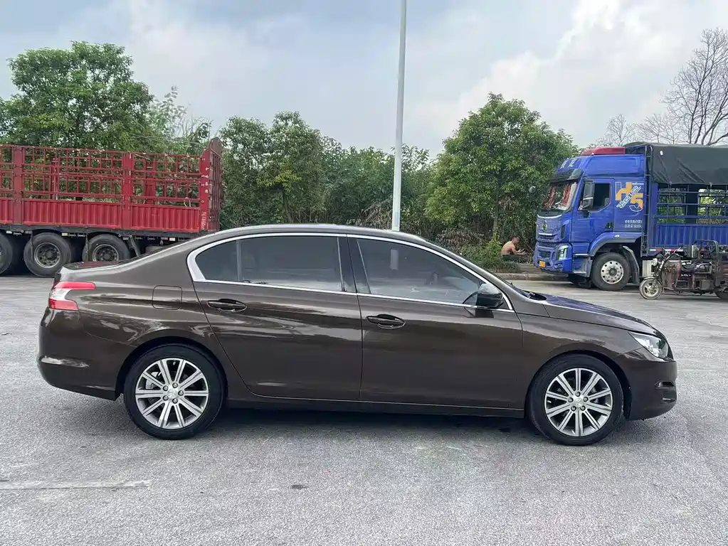 Peugeot 408 — миниатюра 8