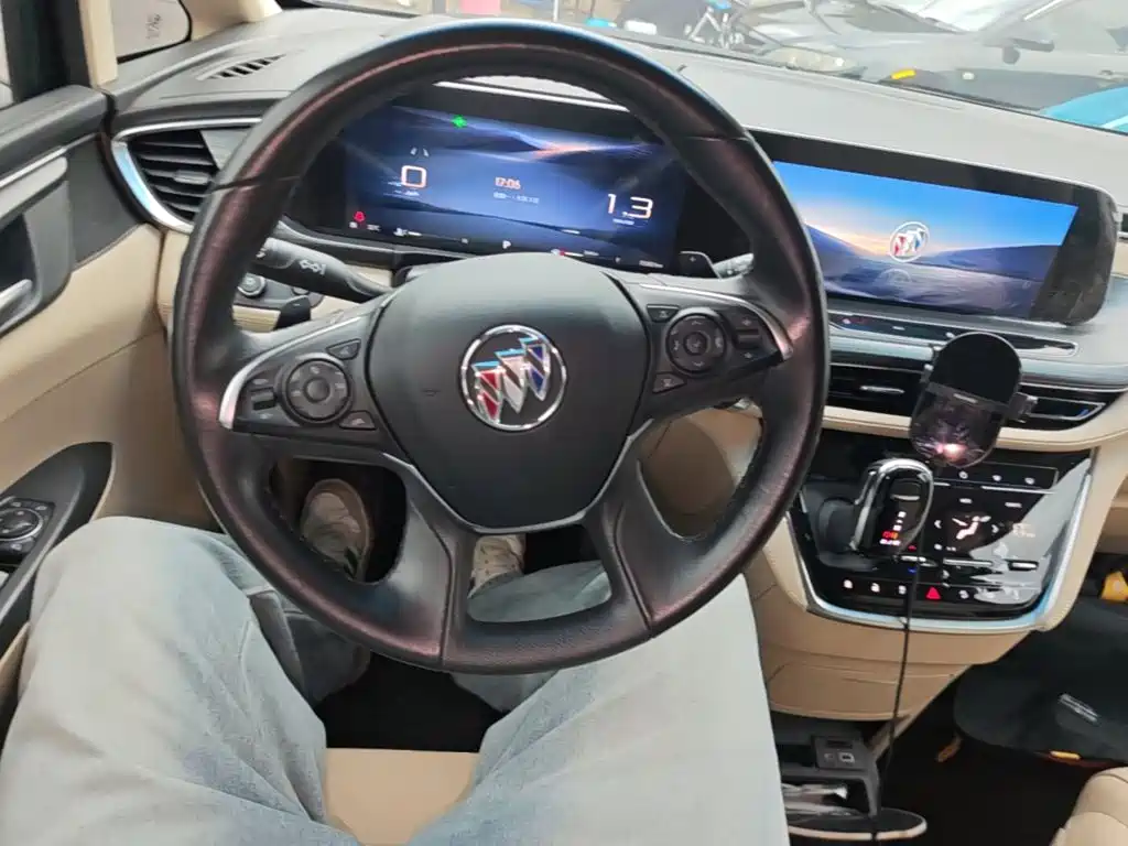 Buick GL8 — миниатюра 11