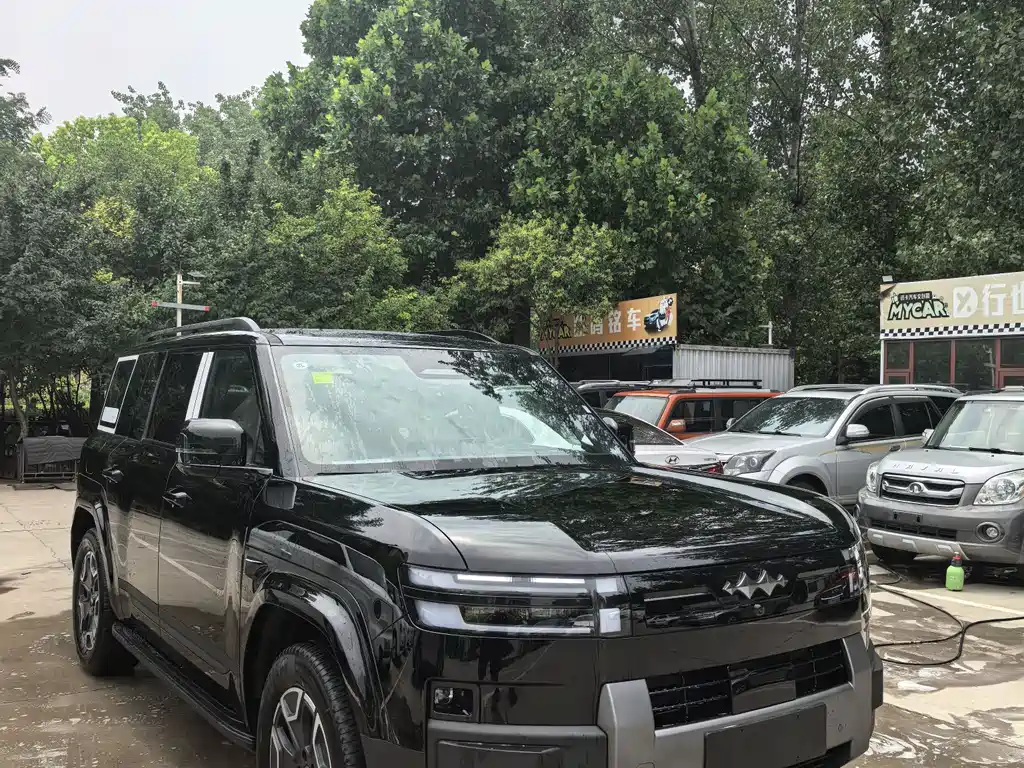 Fangchengbao Leopard 7 7 2025 200KM Max