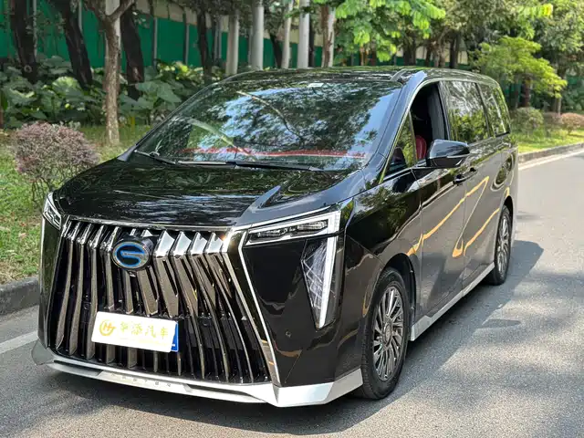 GAC Trumpchi M8