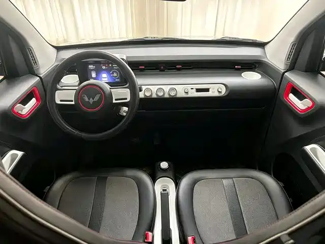 Wuling Mini EV MINIEV 2022 GAMEBOY 200km