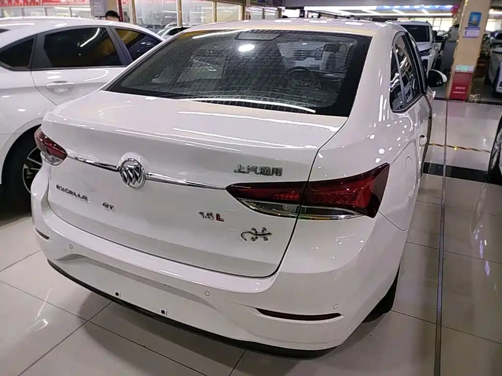 Buick Excelle — миниатюра 7