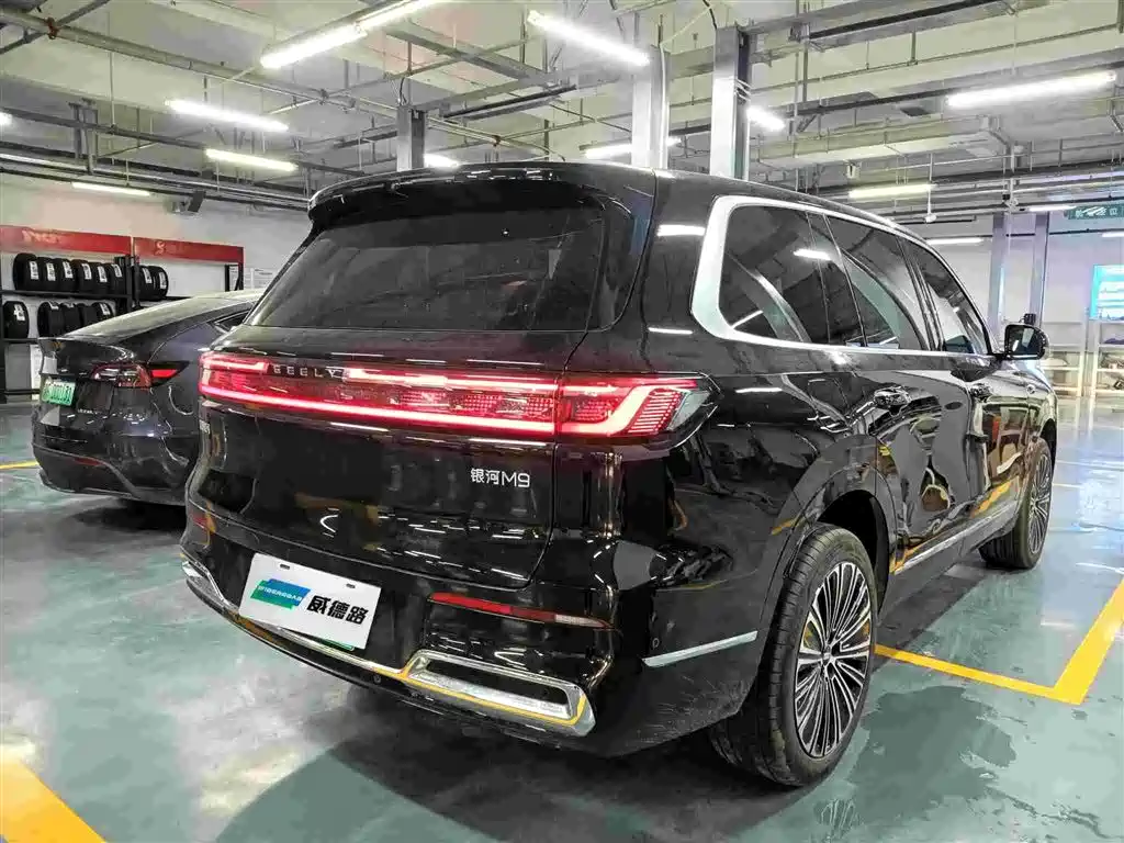 Geely Galaxy Galaxy M9 M9 2025 210km