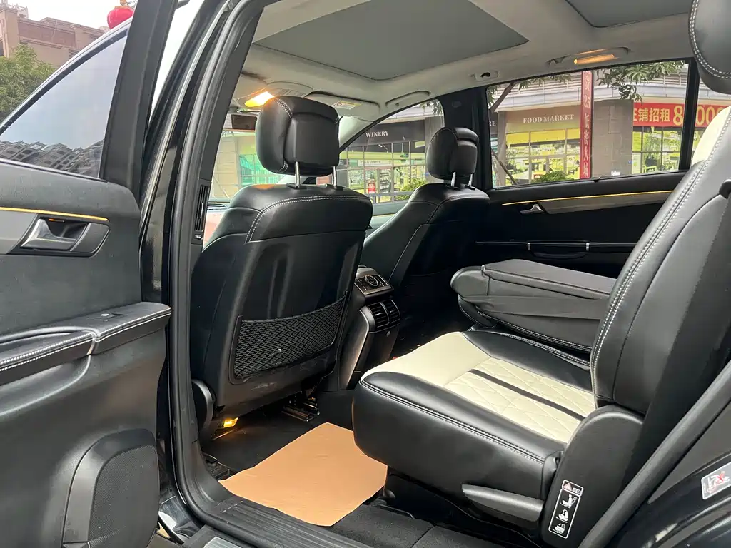 MERCEDES-BENZ R CLASS