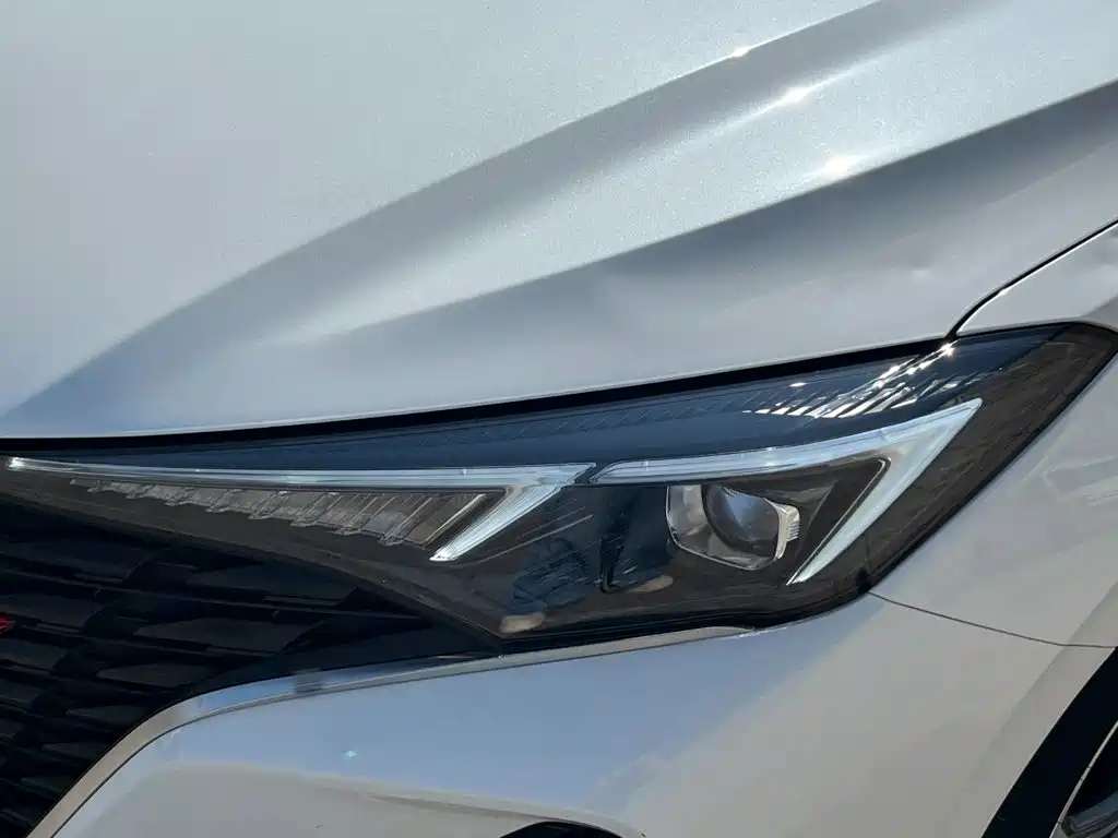 Changan Eado — миниатюра 8