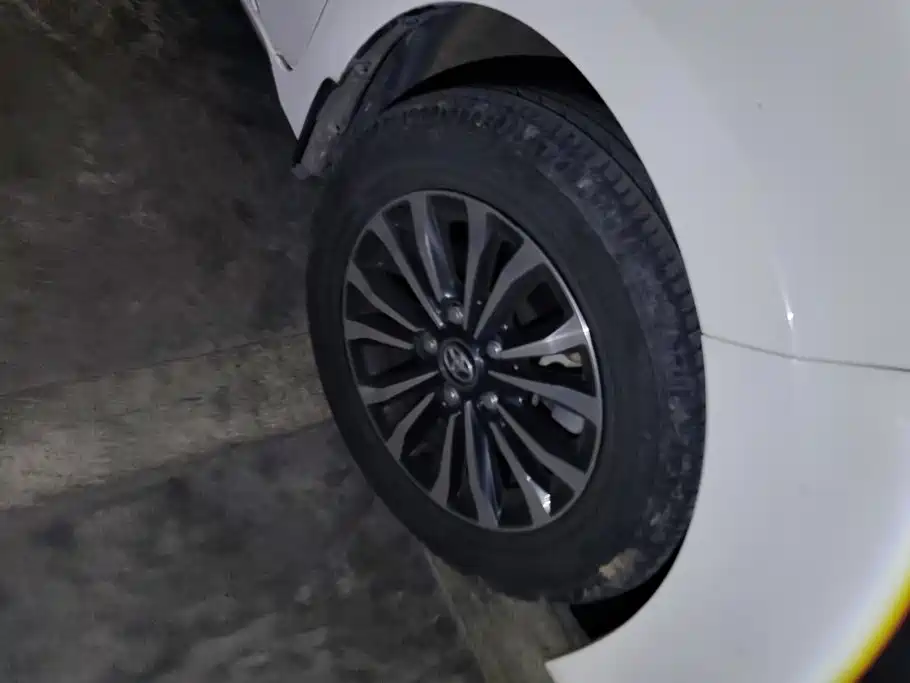 Toyota Corolla — миниатюра 6