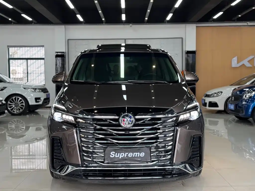 Buick GL8 2025