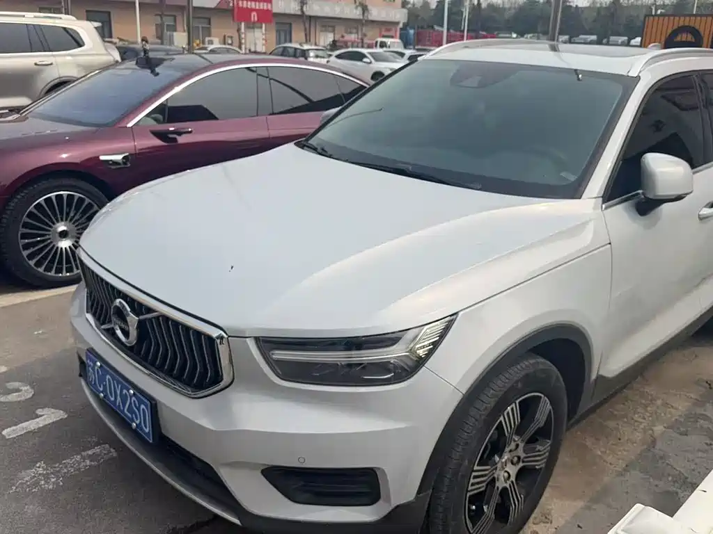 Volvo XC40 2020