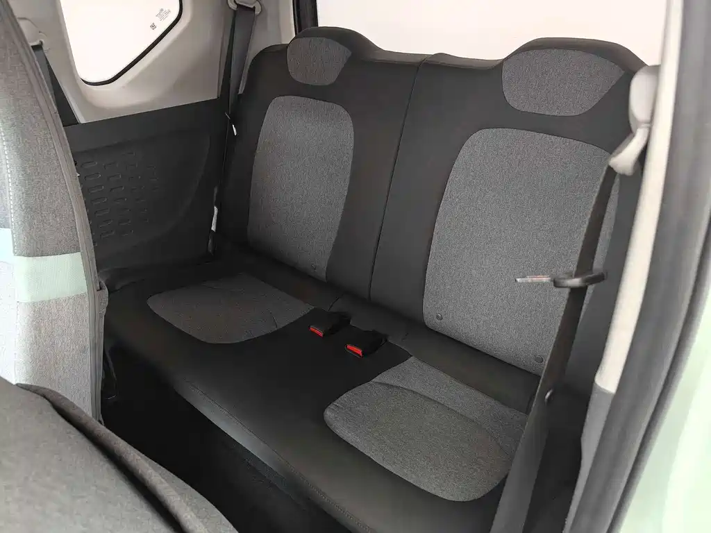 Wuling MINIEV — миниатюра 12