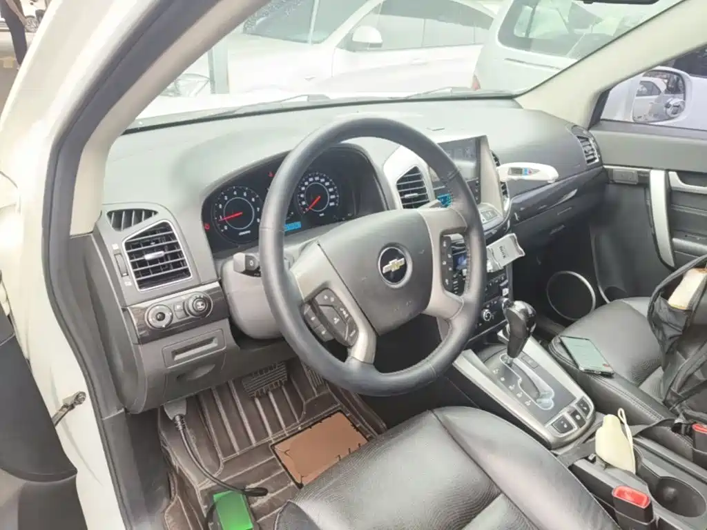 Chevrolet Captiva — миниатюра 10