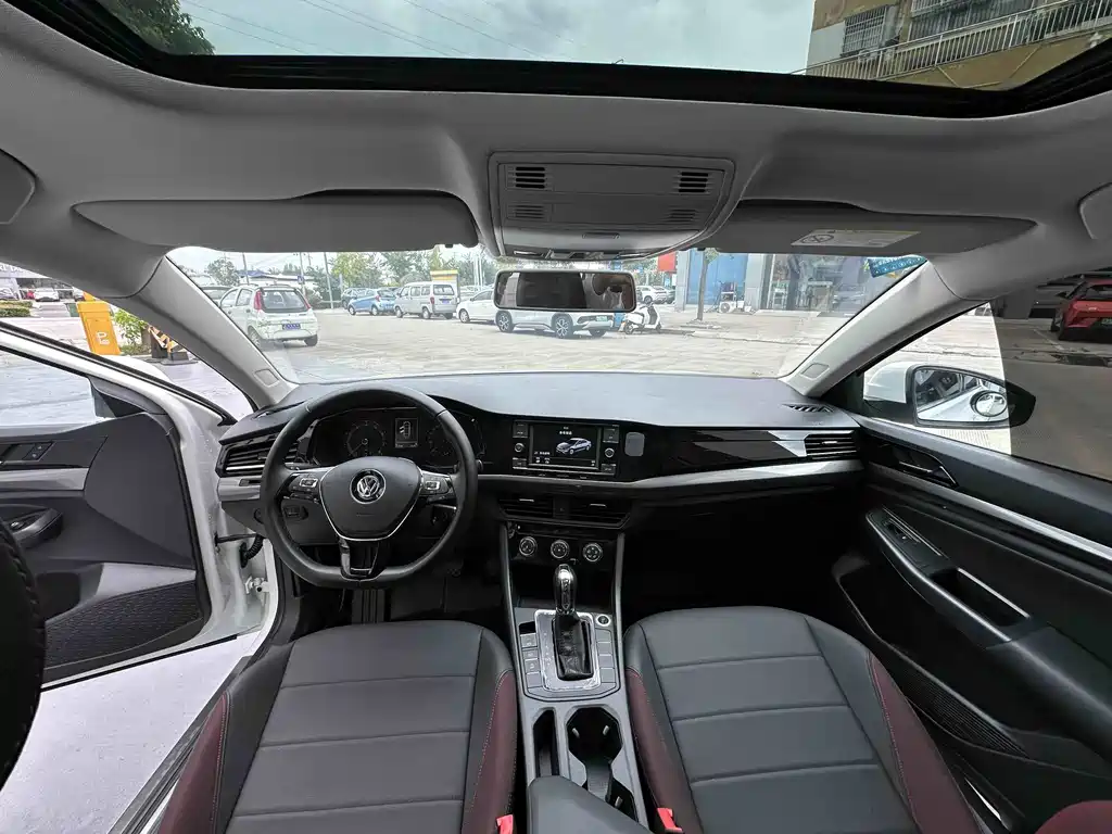 Volkswagen Bora — миниатюра 7