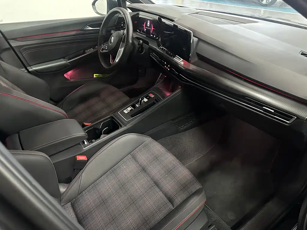 Volkswagen Golf GTI — миниатюра 10