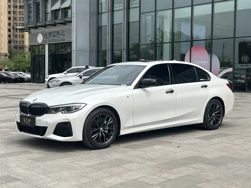 BMW 3 Series 2021