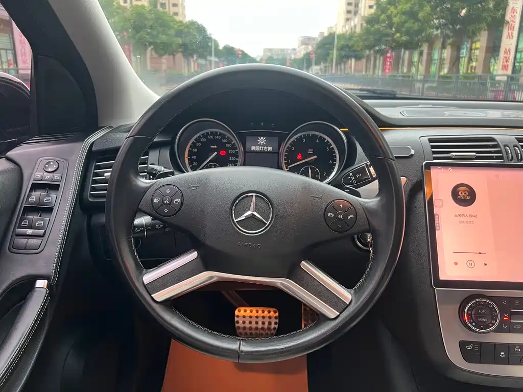 MERCEDES-BENZ R CLASS