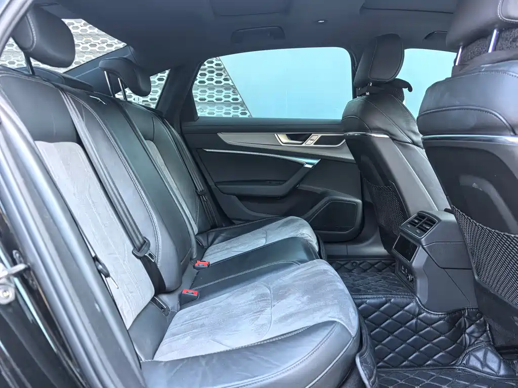 Audi A6L — миниатюра 9