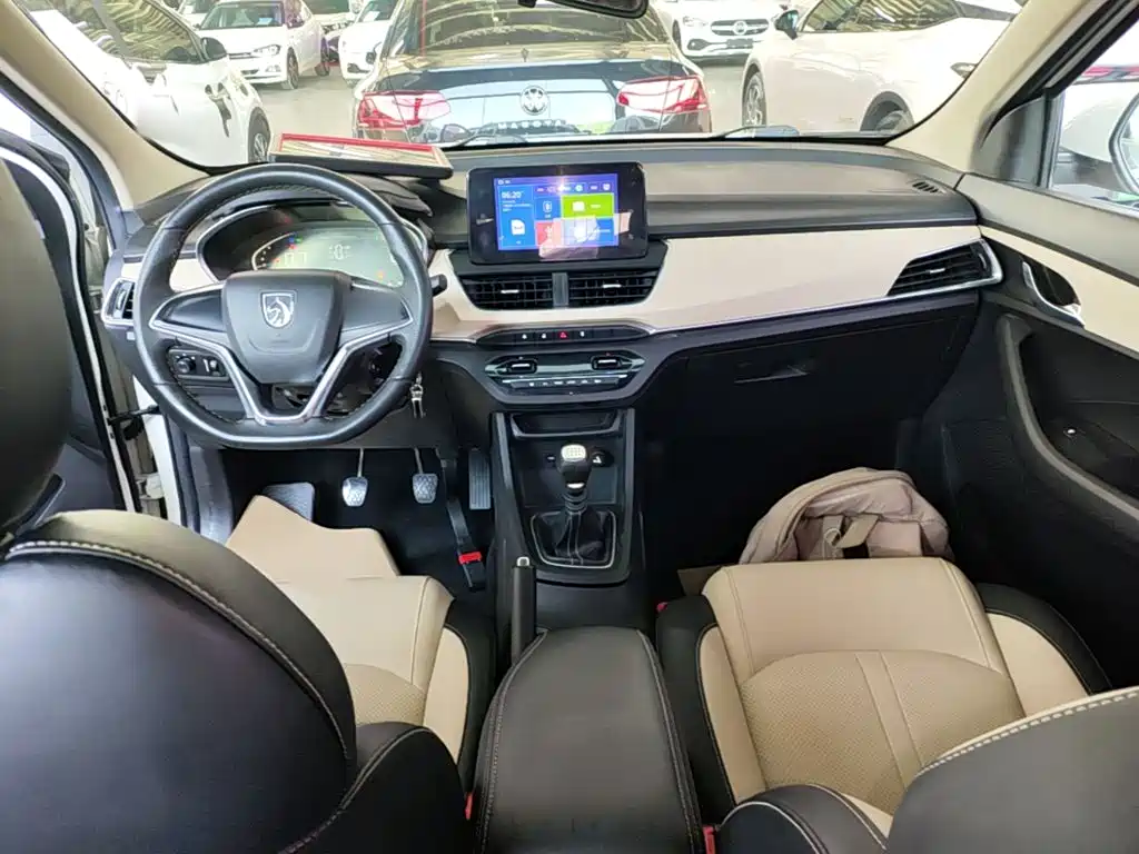 Baojun 360 — миниатюра 10