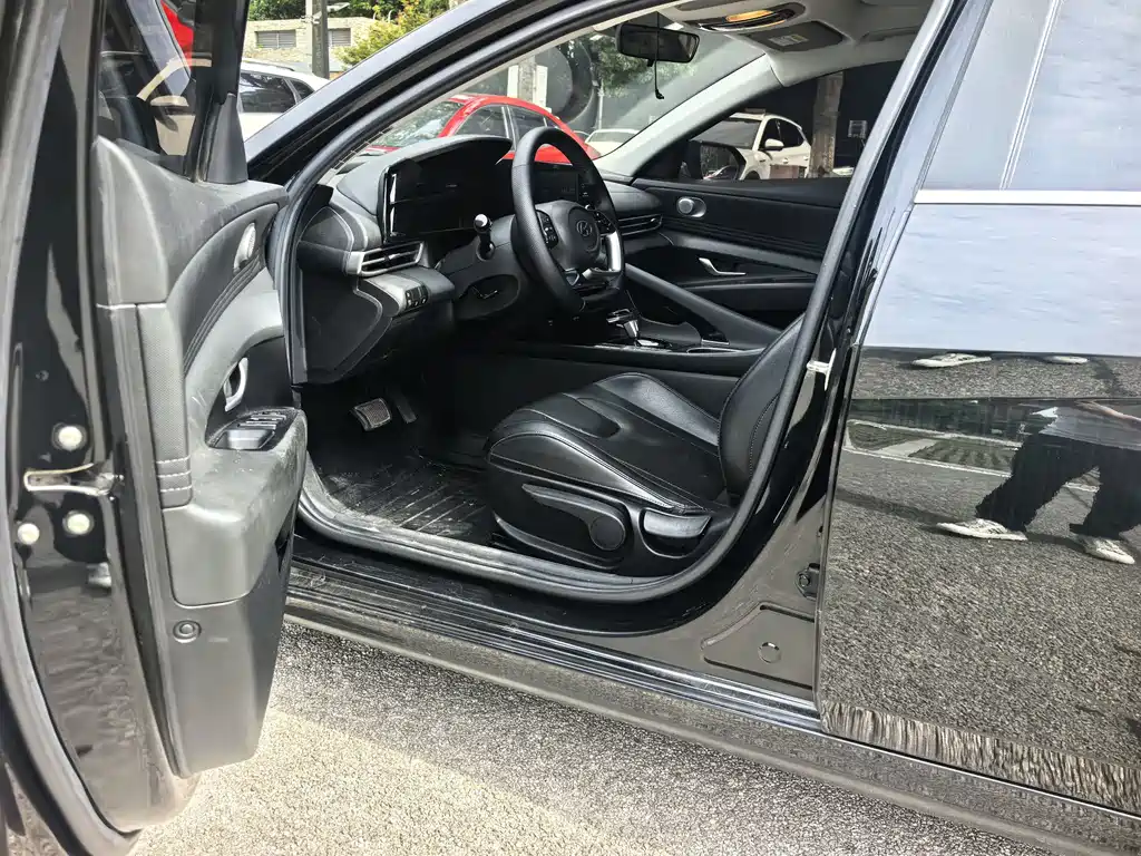 Hyundai Elantra 2021 1.5L CVT GLX Elite