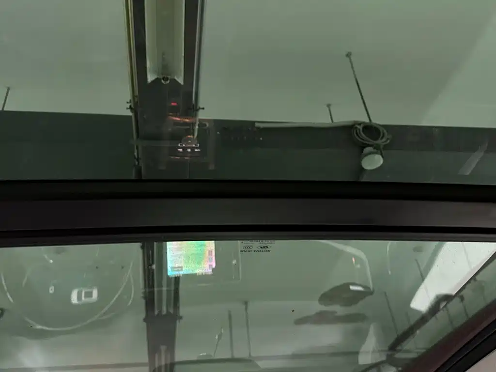 ROEWE RX5 NEW ENERGY