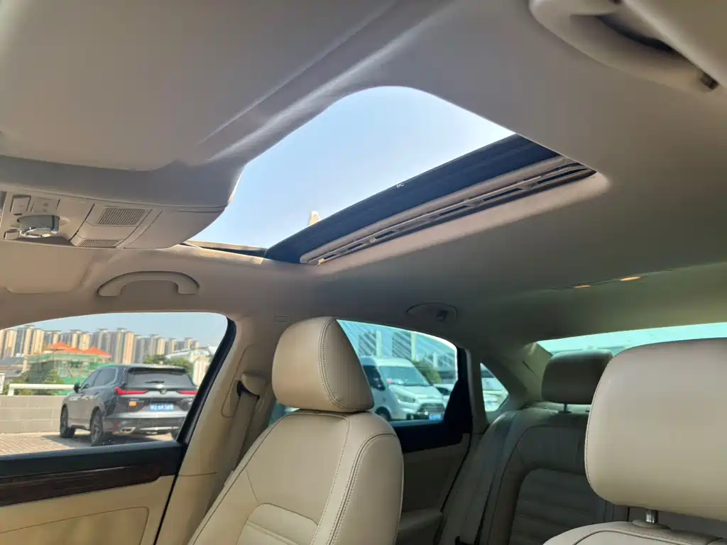 Volkswagen Passat — миниатюра 9