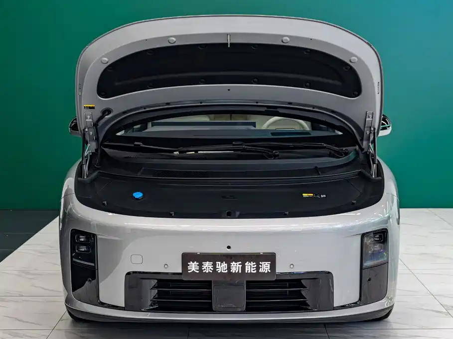 Li Auto Li i8 — миниатюра 5