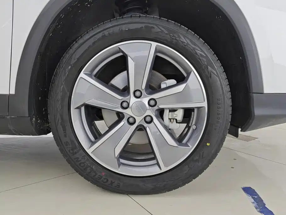 Geely Haoyue L — миниатюра 6