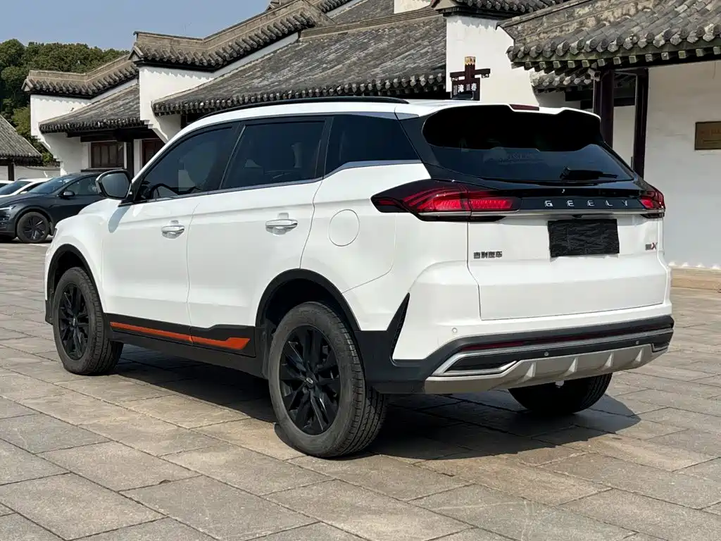 Geely Boyue — миниатюра 7