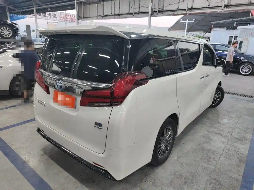 Toyota Alphard 2020 2.5L Luxury