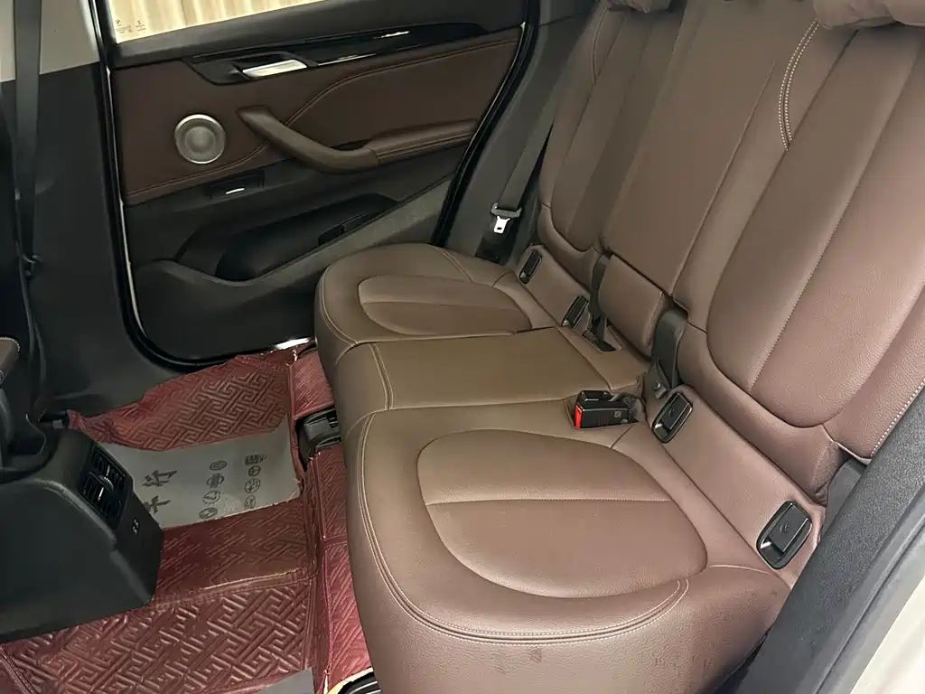 BMW X1 2022 sDrive20Li Premium